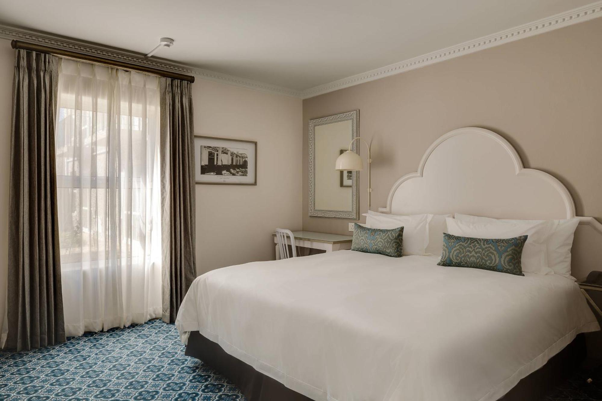 Protea Hotel By Marriott Cape Town Mowbray Exterior photo